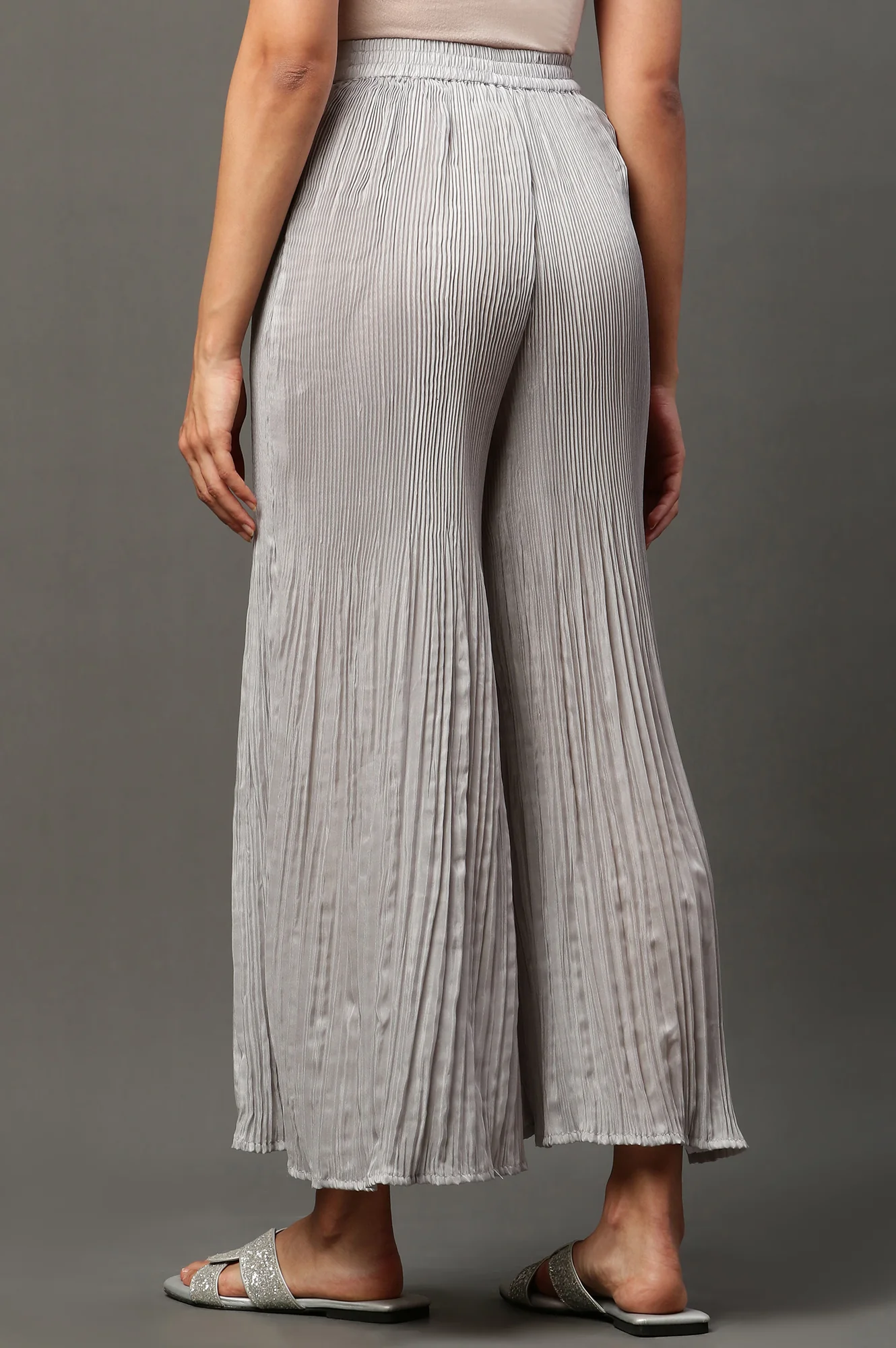 Silver Solid Flared Woven Sharara With Pleats - Image 4
