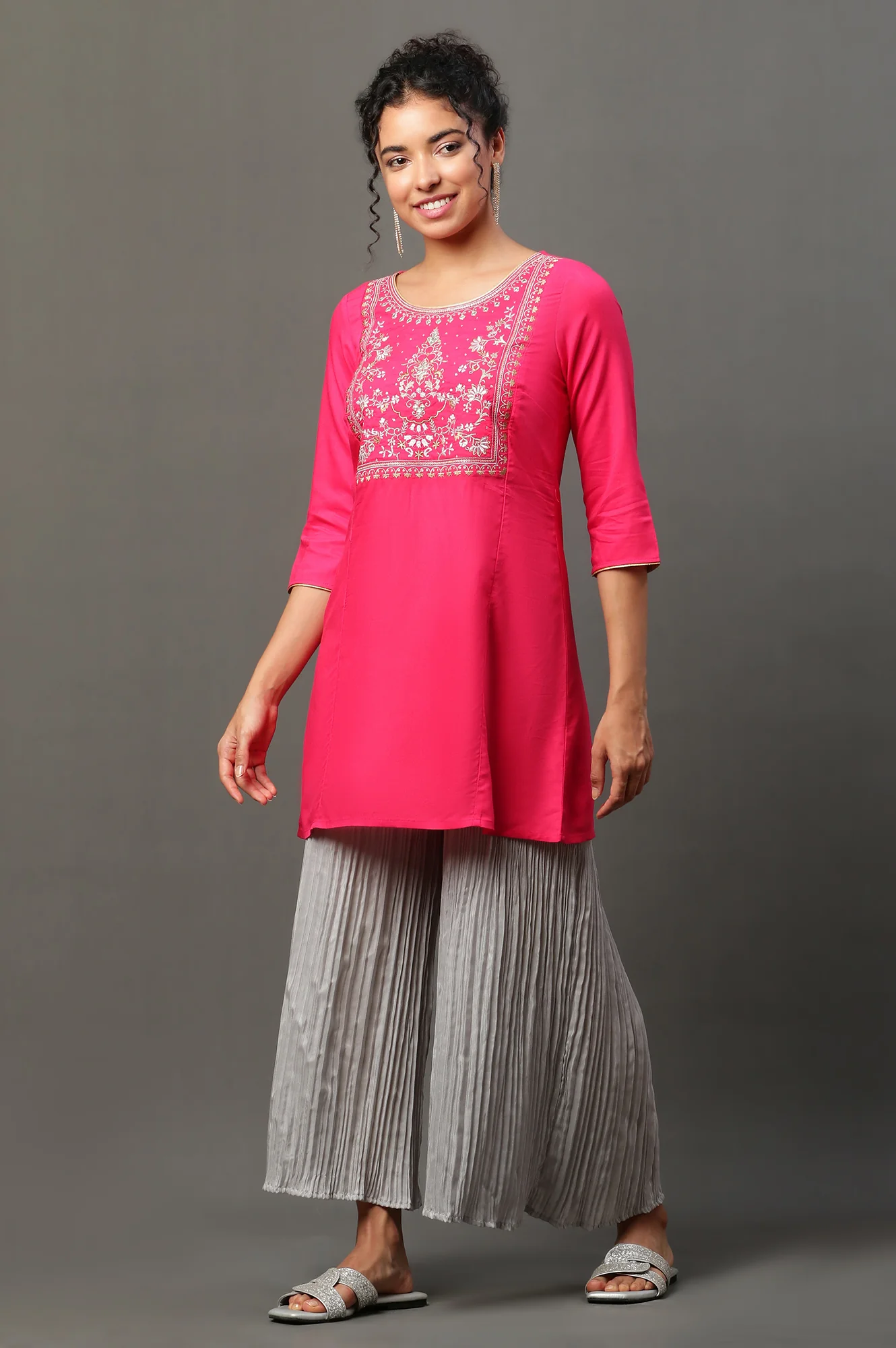 Silver Solid Flared Woven Sharara With Pleats - Image 6