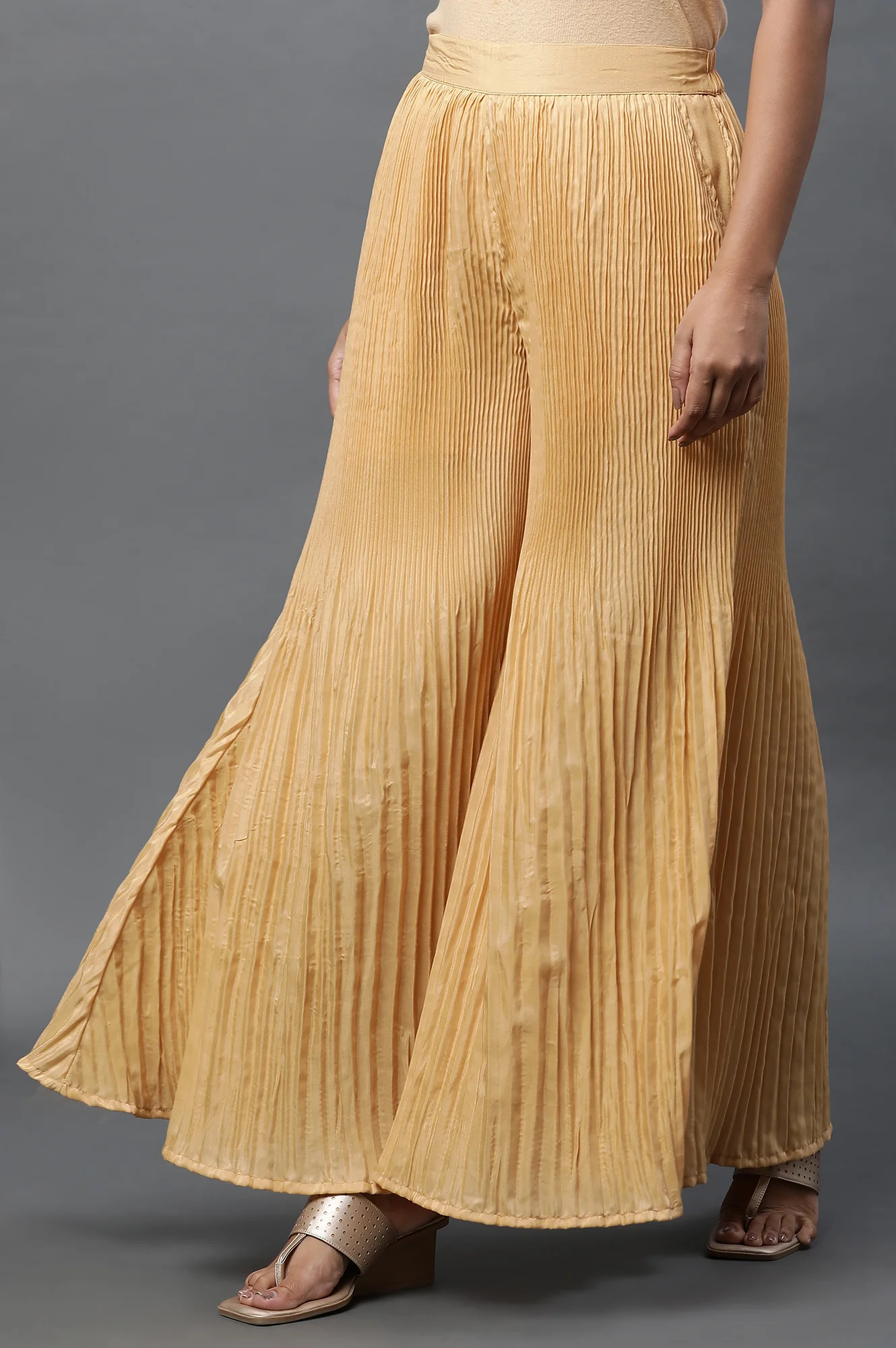 Gold Solid Flared Woven Sharara With Pleats - Image 3