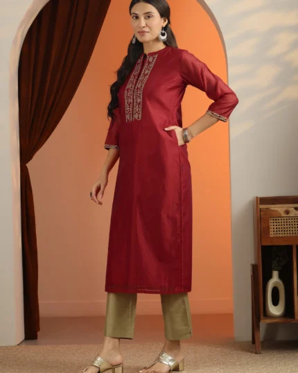 Red Embroidered Silk Blend Straight Kurta
