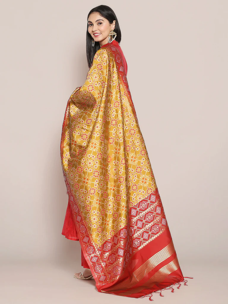 Elegant Banarasi Patola Silk Dupatta - Image 6