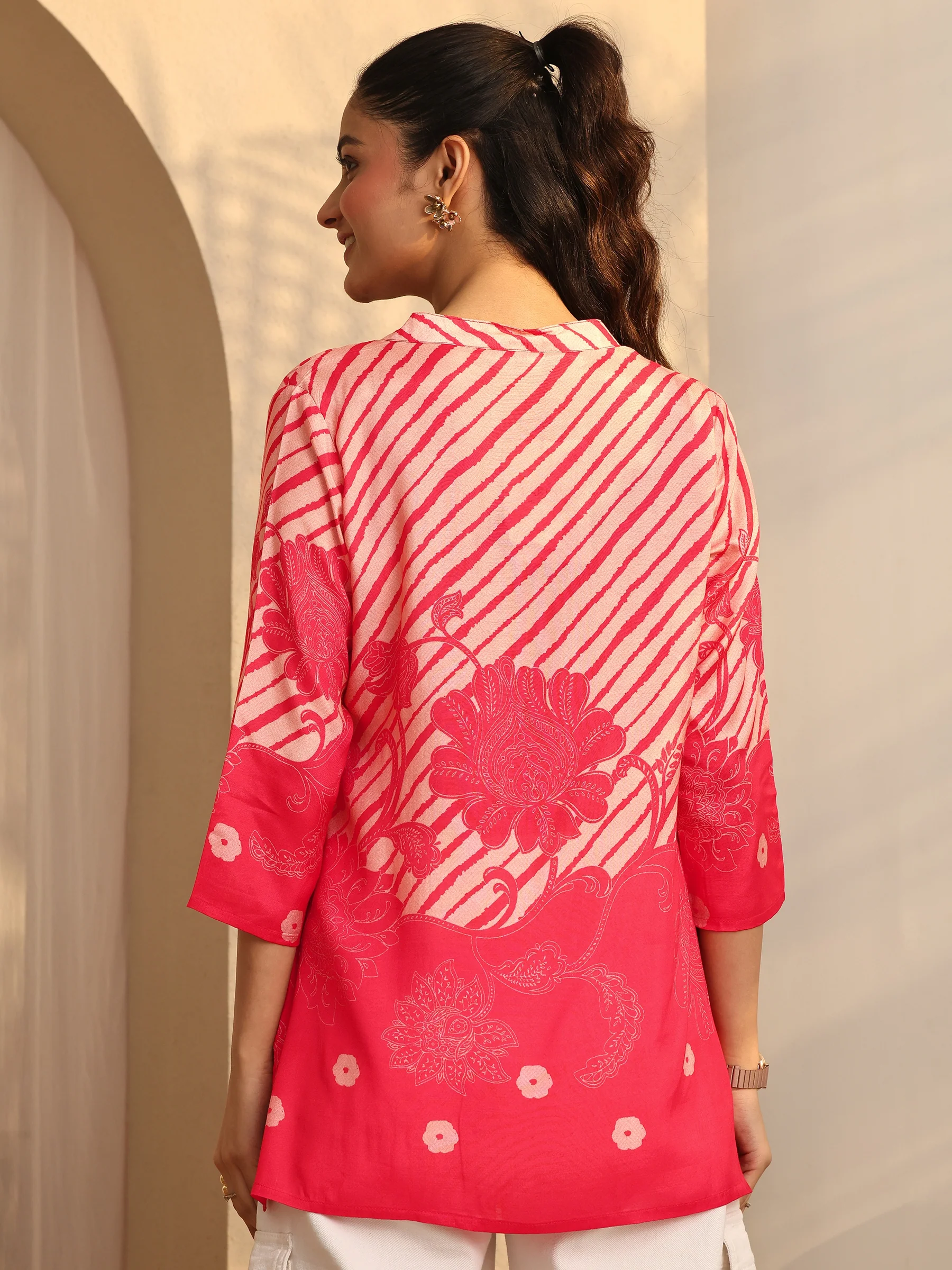 Coral Printed Muslin Straight Short Kurti - Image 3